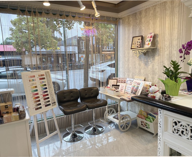 Magnifique Nail Spa welcome lounge on West Broadway